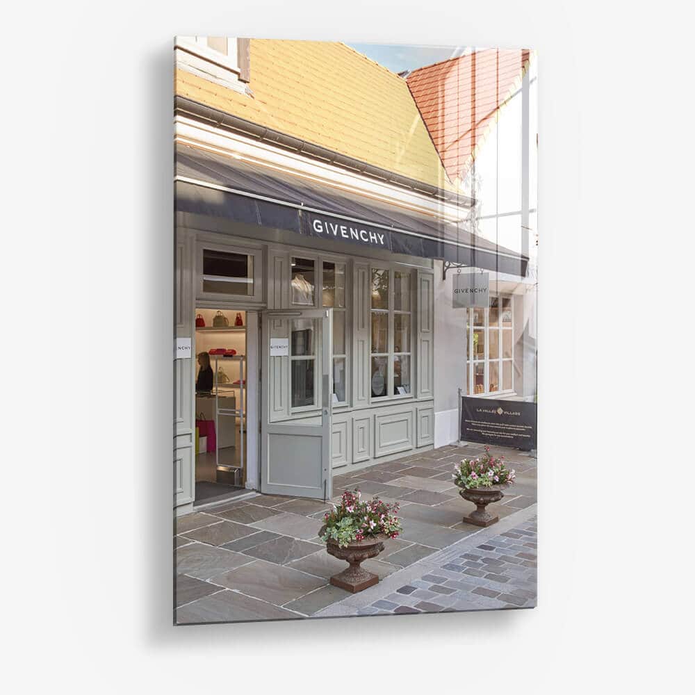 Fashion Store II – Glass