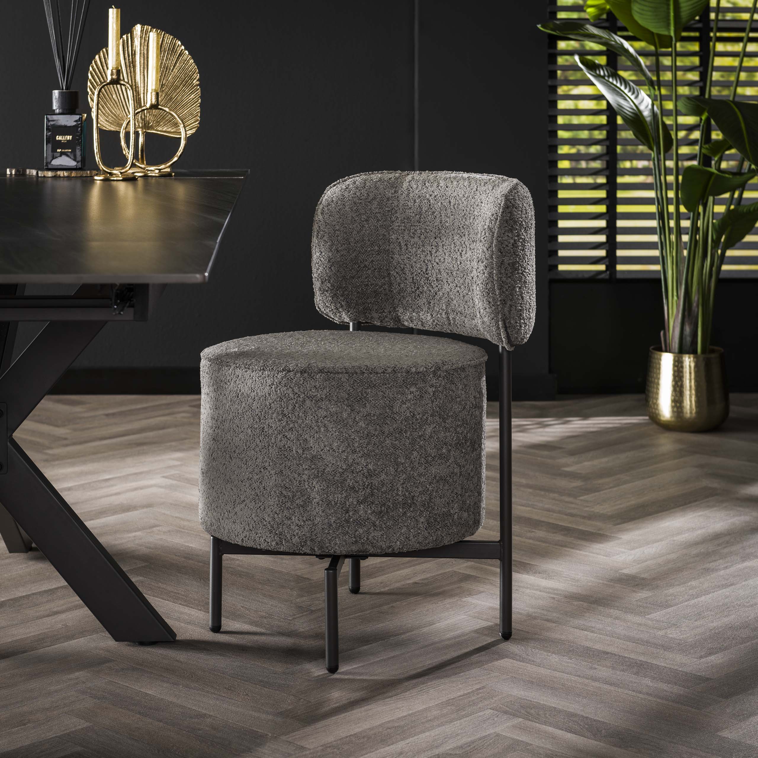 Cocktail boucle chair rotatable. VPE2 / Boucle gray