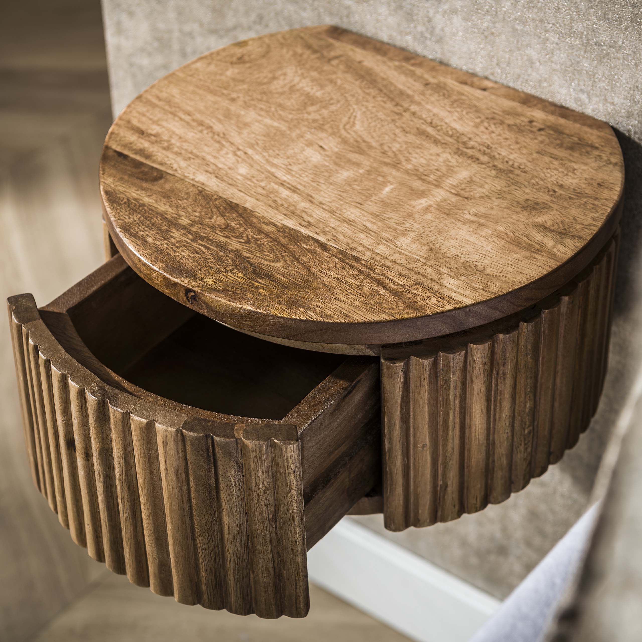 Bedside table Wave XS floating round - 1 drawer - Mango sand