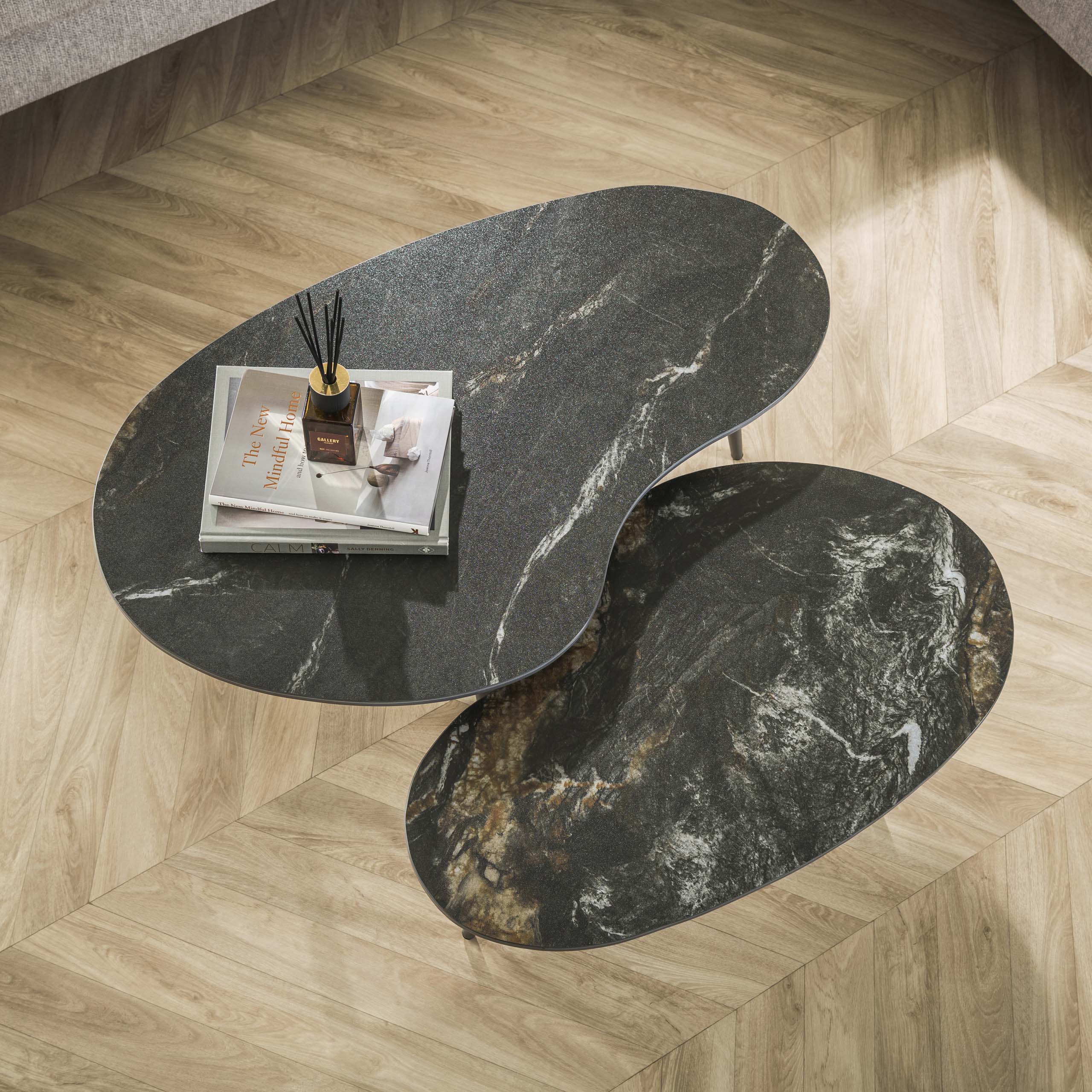 Coffee table Fossil kidney shaped - Set of 2 - Ceramic black