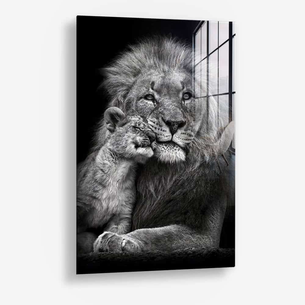 Lion With Cub - Vetro