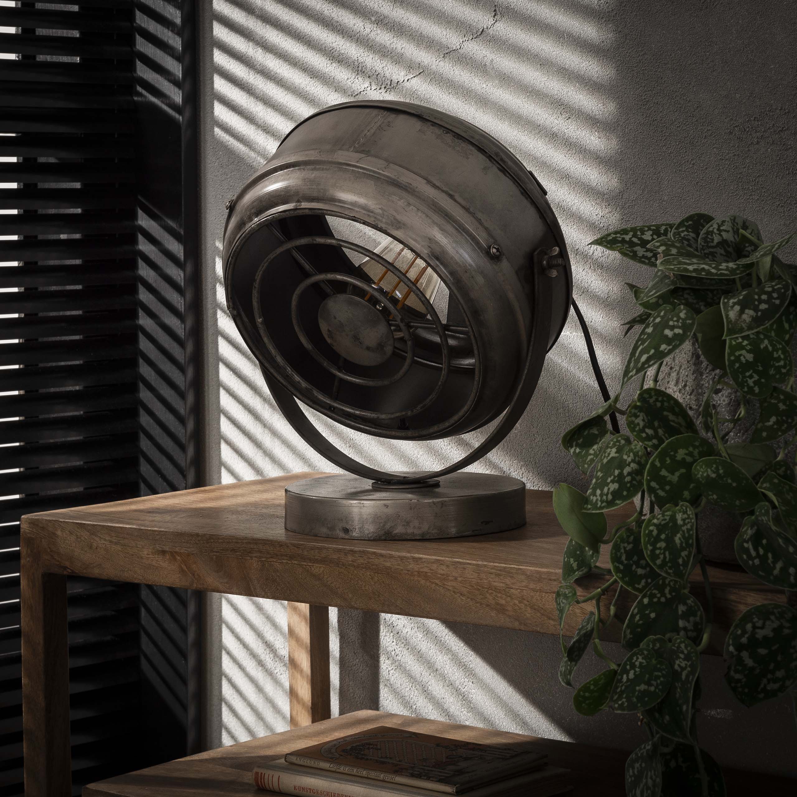 Lampada da tavolo fascio / Argento antico