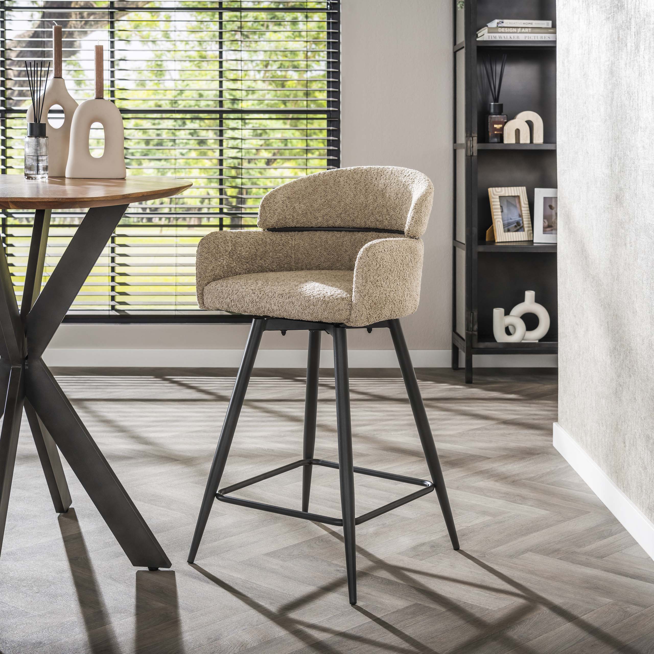 Sedia bar girevole boucle schienale tondo VPE2 / Boucle colore sabbia