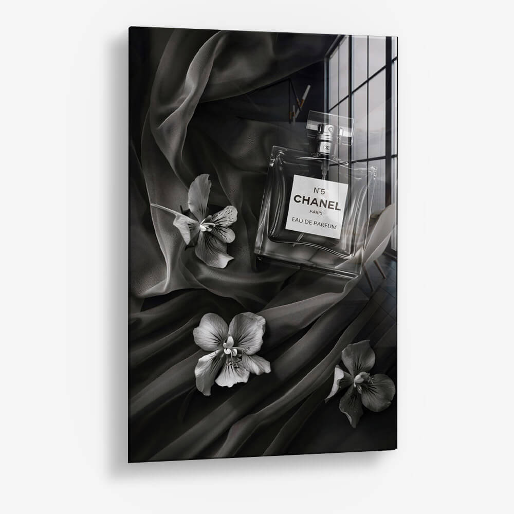 Scented Noir – Glass