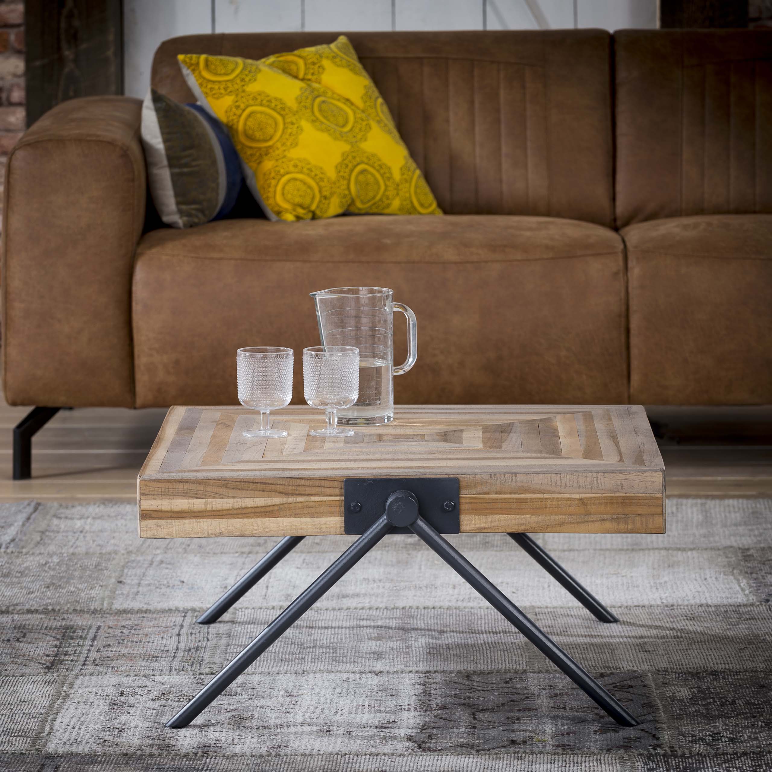 Tavolino Teca Balance 70x70 / Teak stagionato