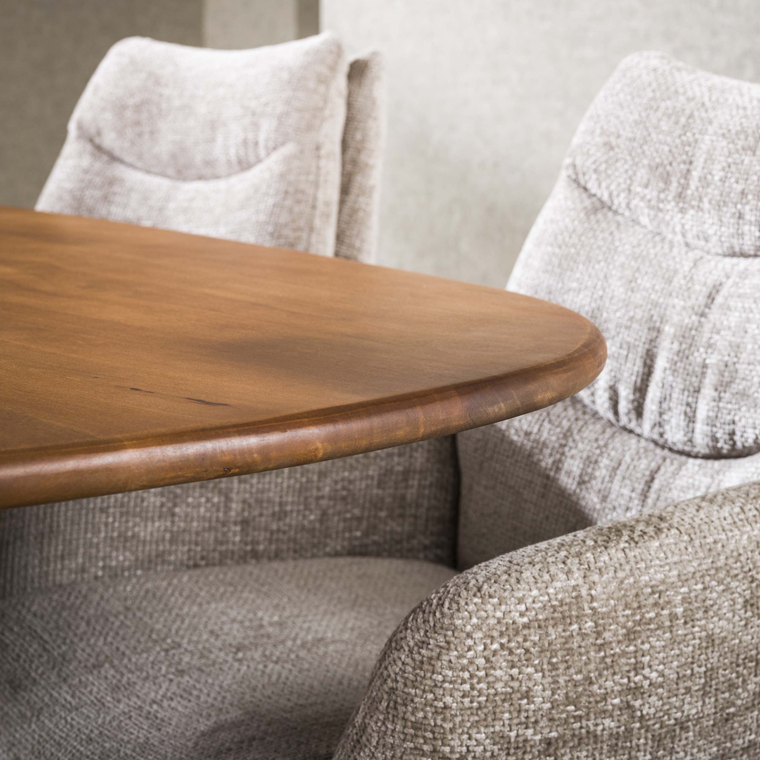 Tavolo da pranzo ovale Cliff 215 cm - Colore solido mango sabbia