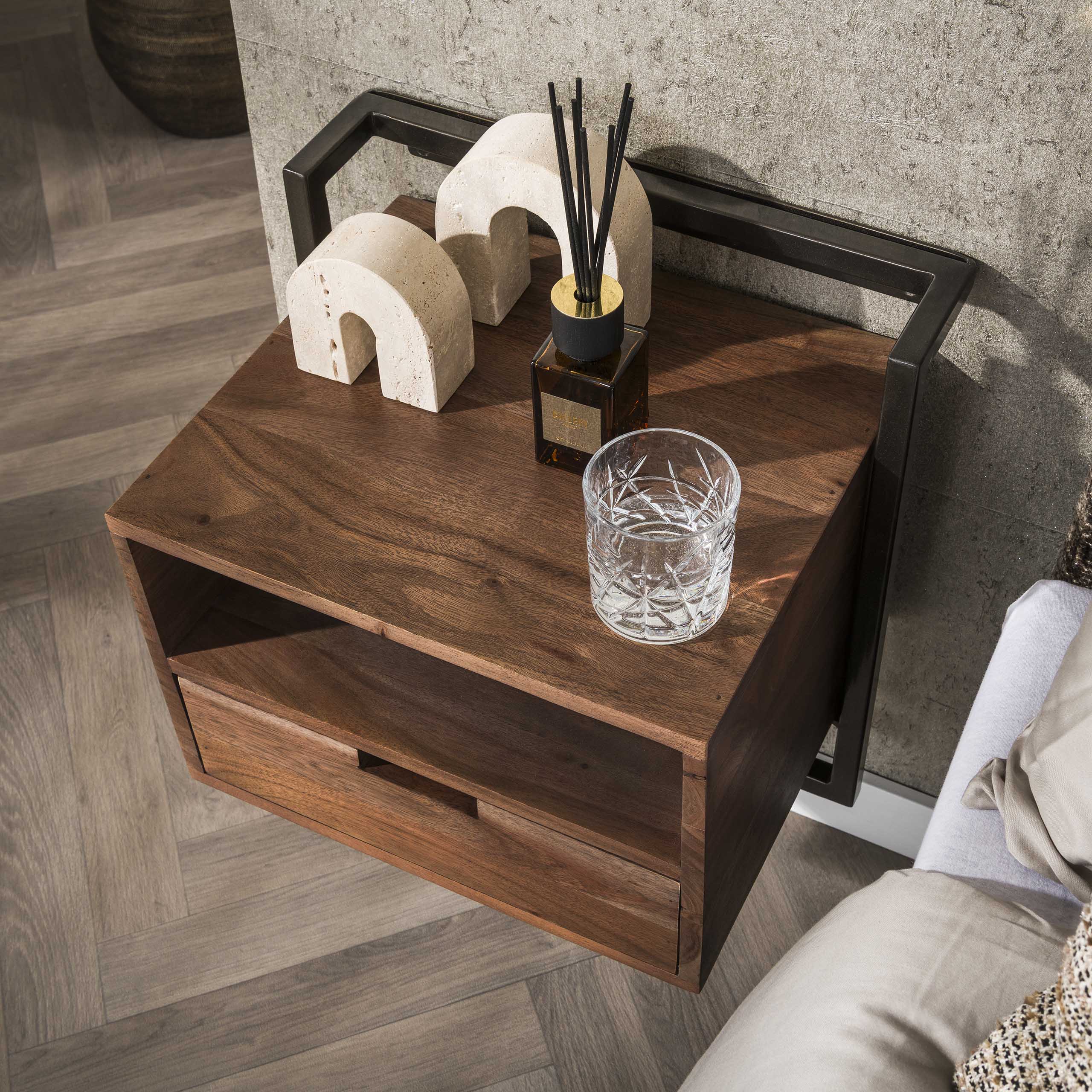 Comodino Air Solid 1 cassetto - Acacia massiccia marrone