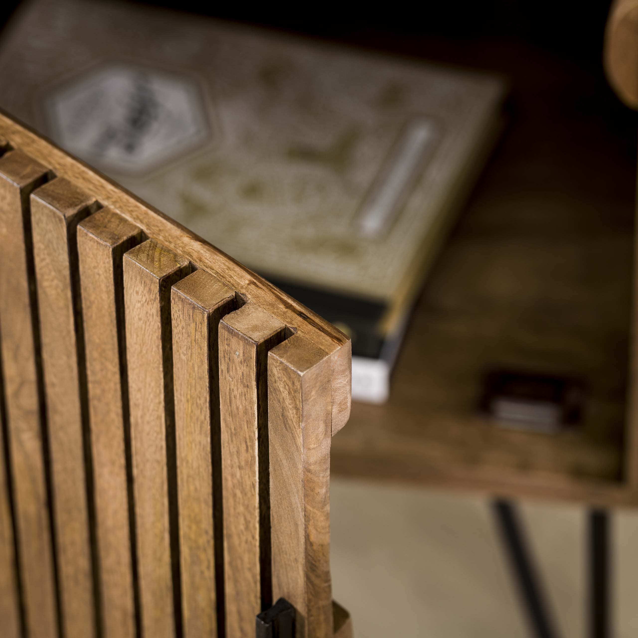 Modifica dell'armadietto del vino / Color sabbia mango solido