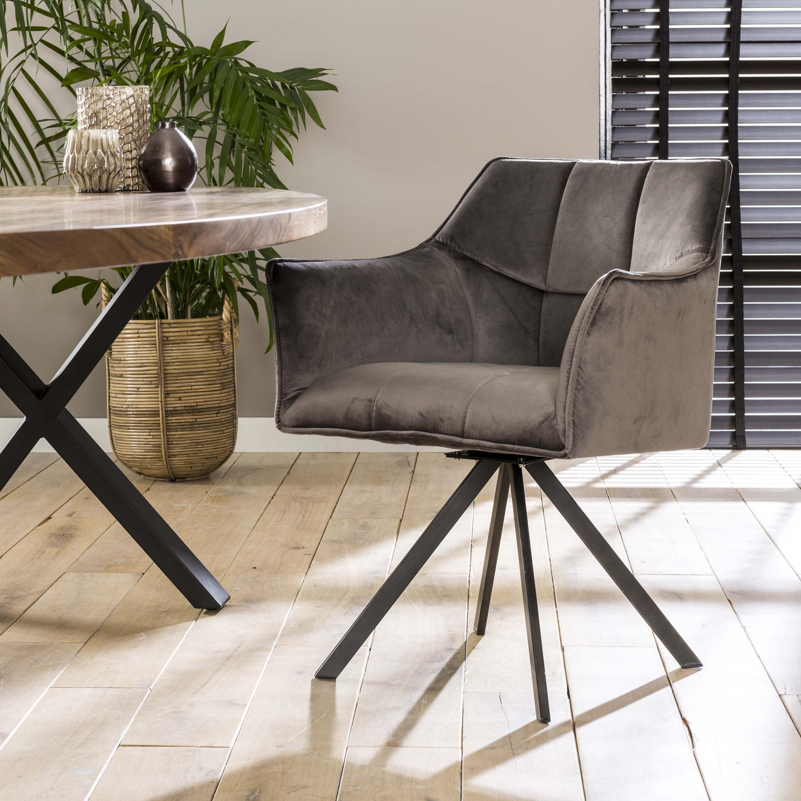Armchair grid rotatable. VPE2 / Velluto antracite