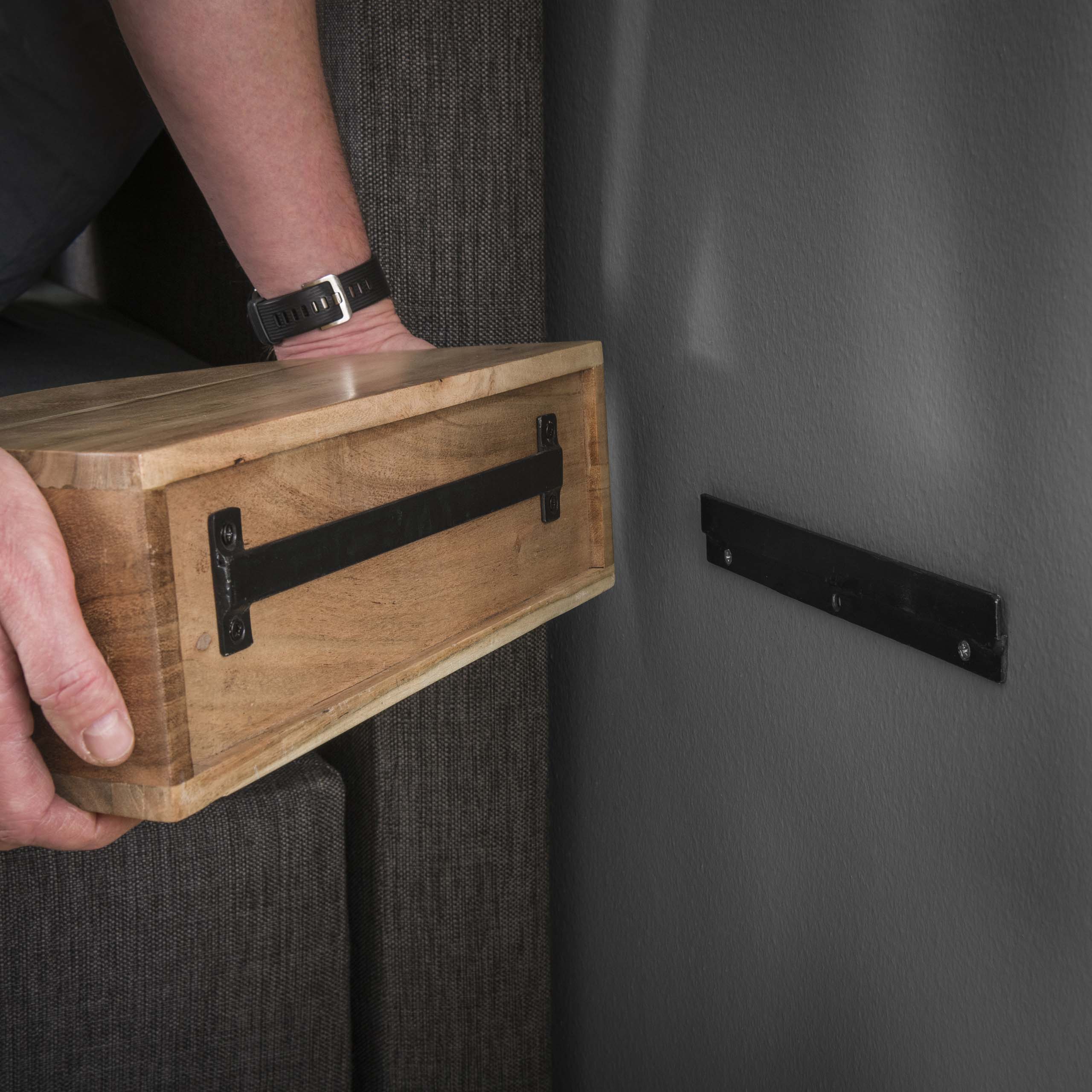 Comodino Curve sospeso 1 cassetto - Acacia massiccia