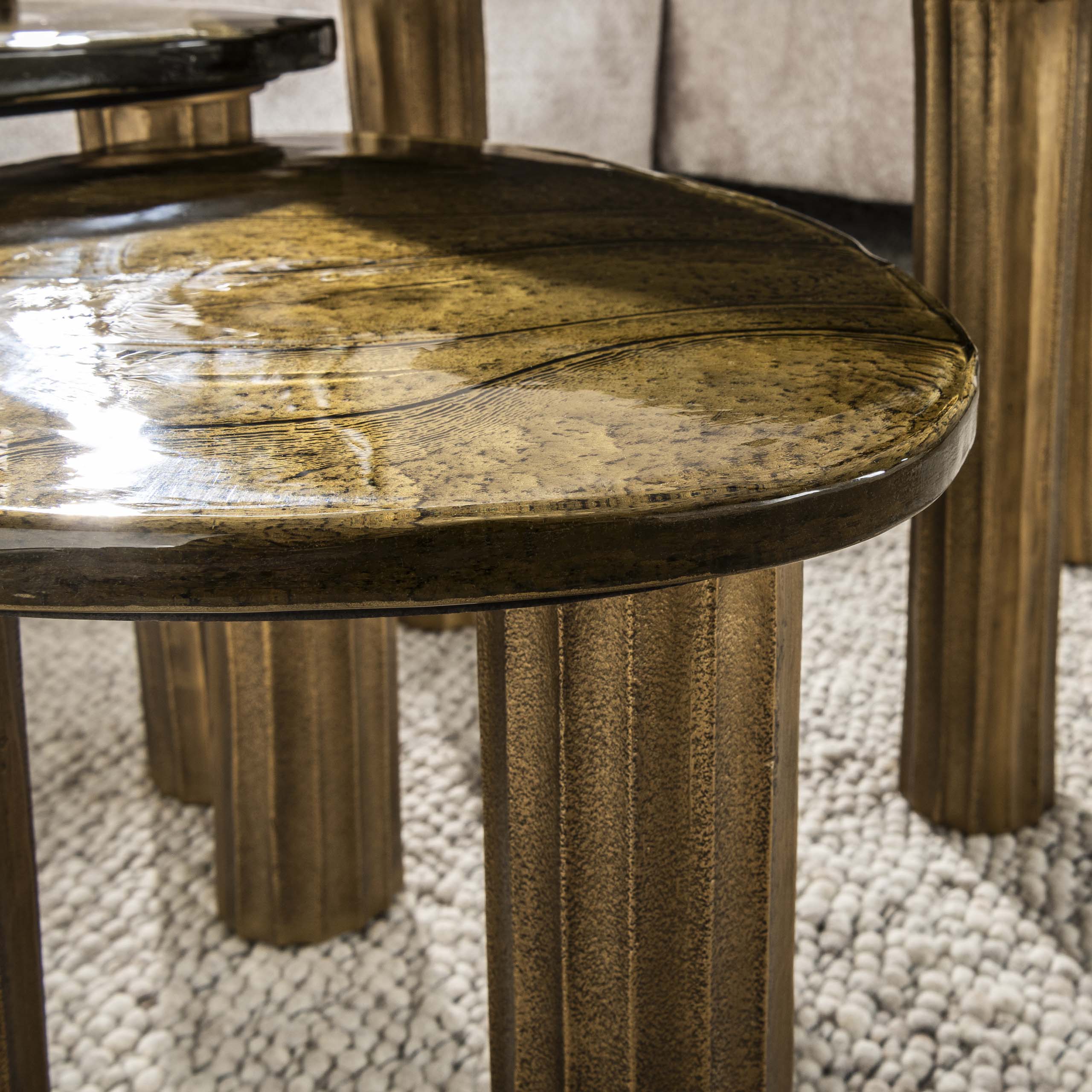 Coffee table Eclipse M - Antique gold