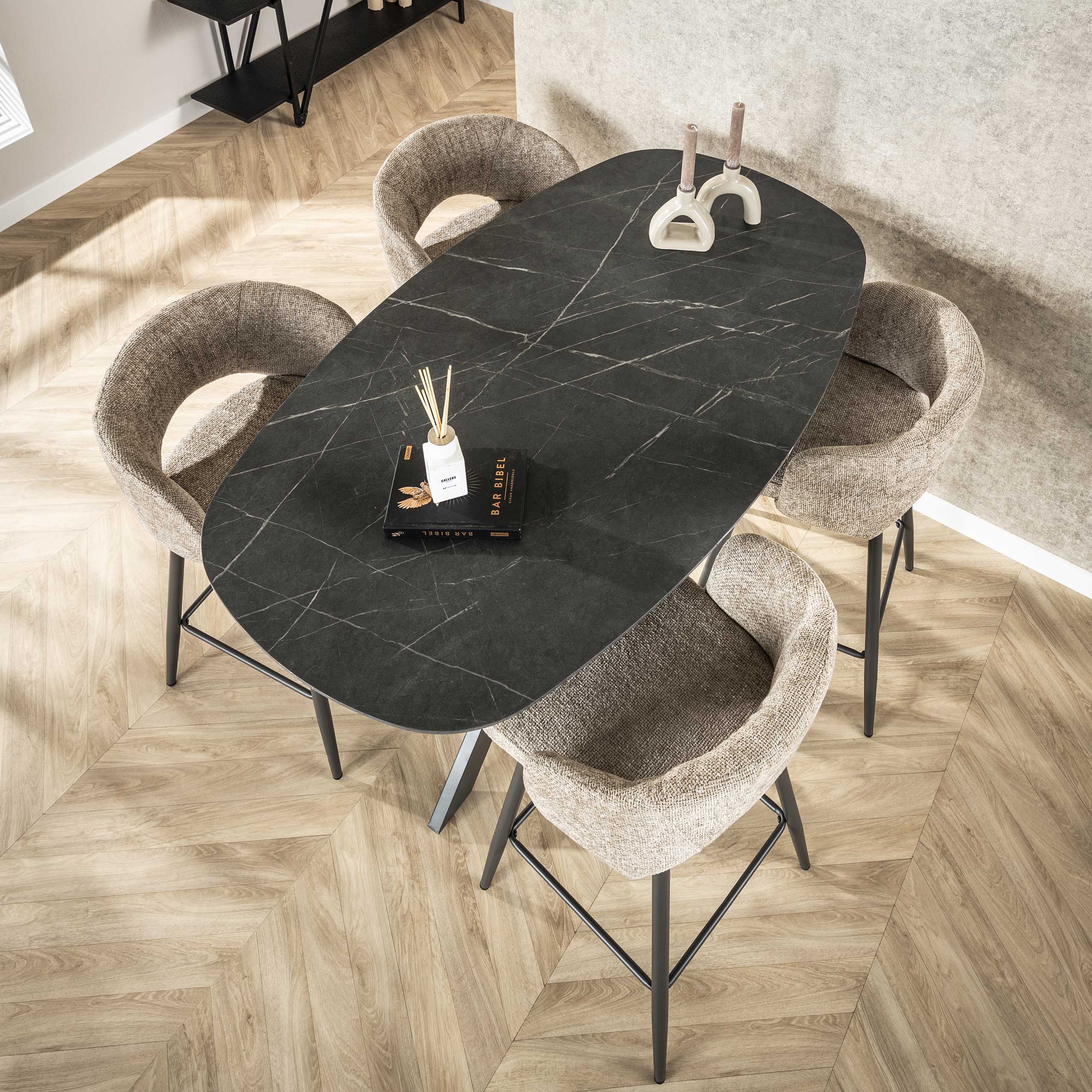 Tavolo da bar con struttura a croce danese ovale / 3D marrone nero