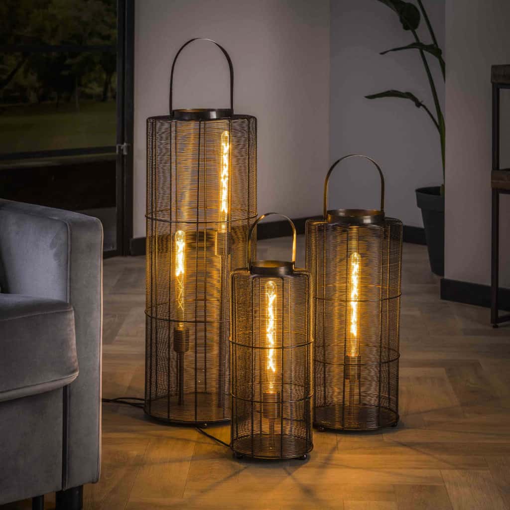 Lampade da terra nere