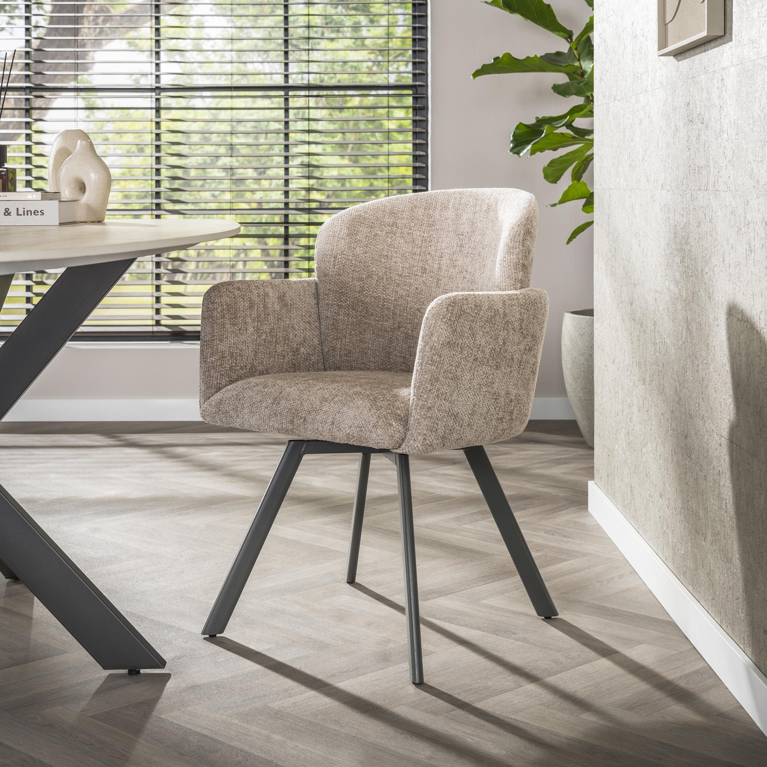 Poltrona Embrace girevole - set da 2 - Hoven sabbia